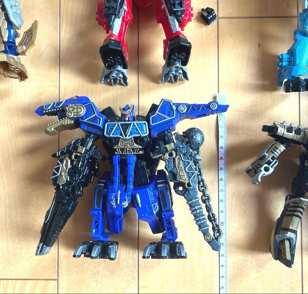 騎士竜戦隊リュウソウジャー＆トバスピノ＆プテライデンオー　ミニプラ（塗装あり）