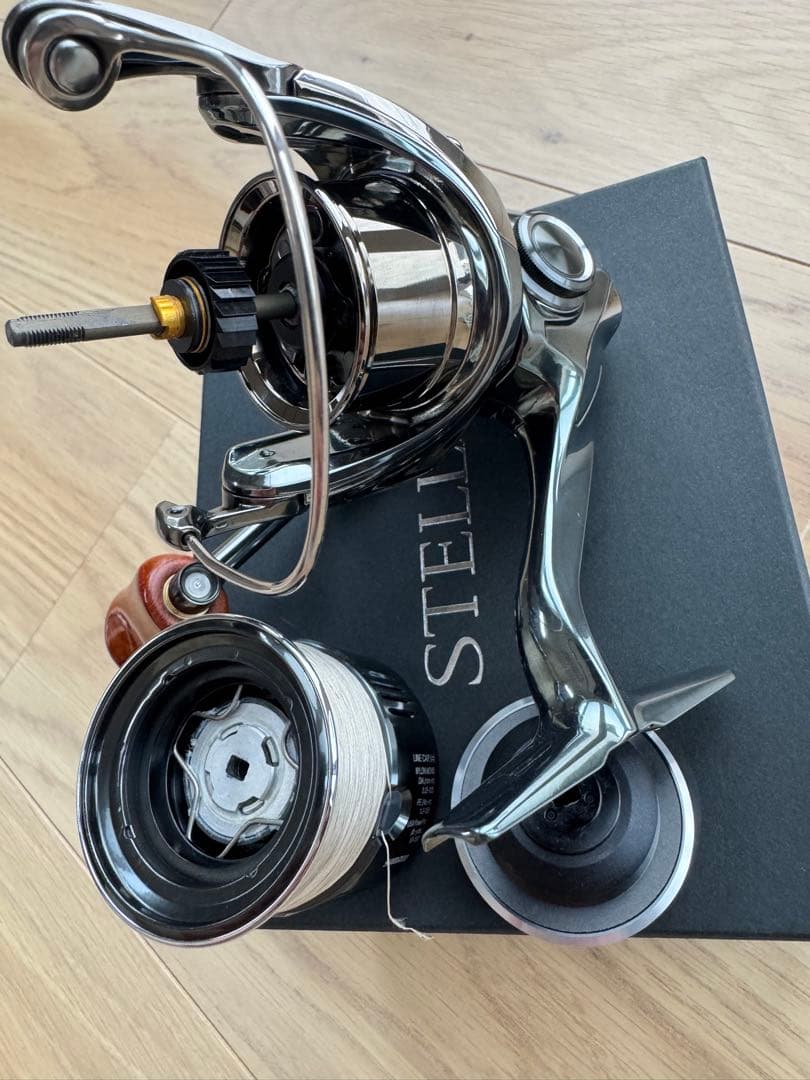 22STELLA C3000MHG スピニングリール