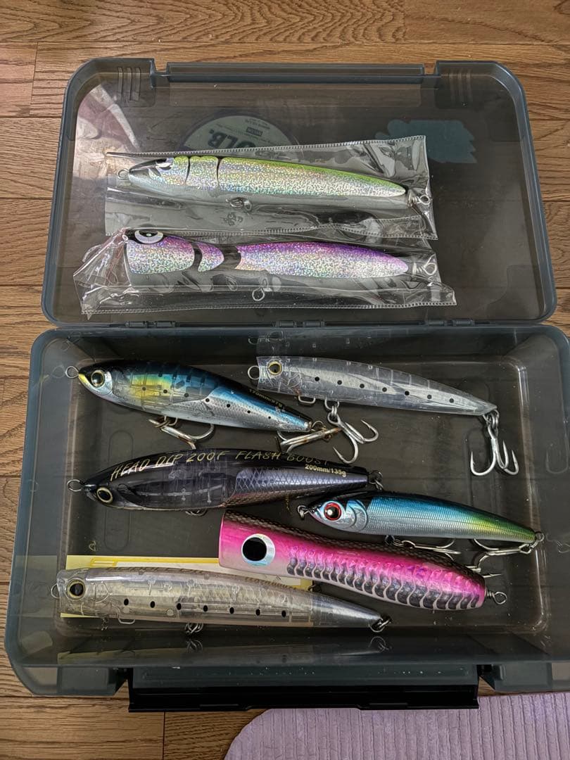 マグロ　トップウォーター ルアーセットとアクセサリー