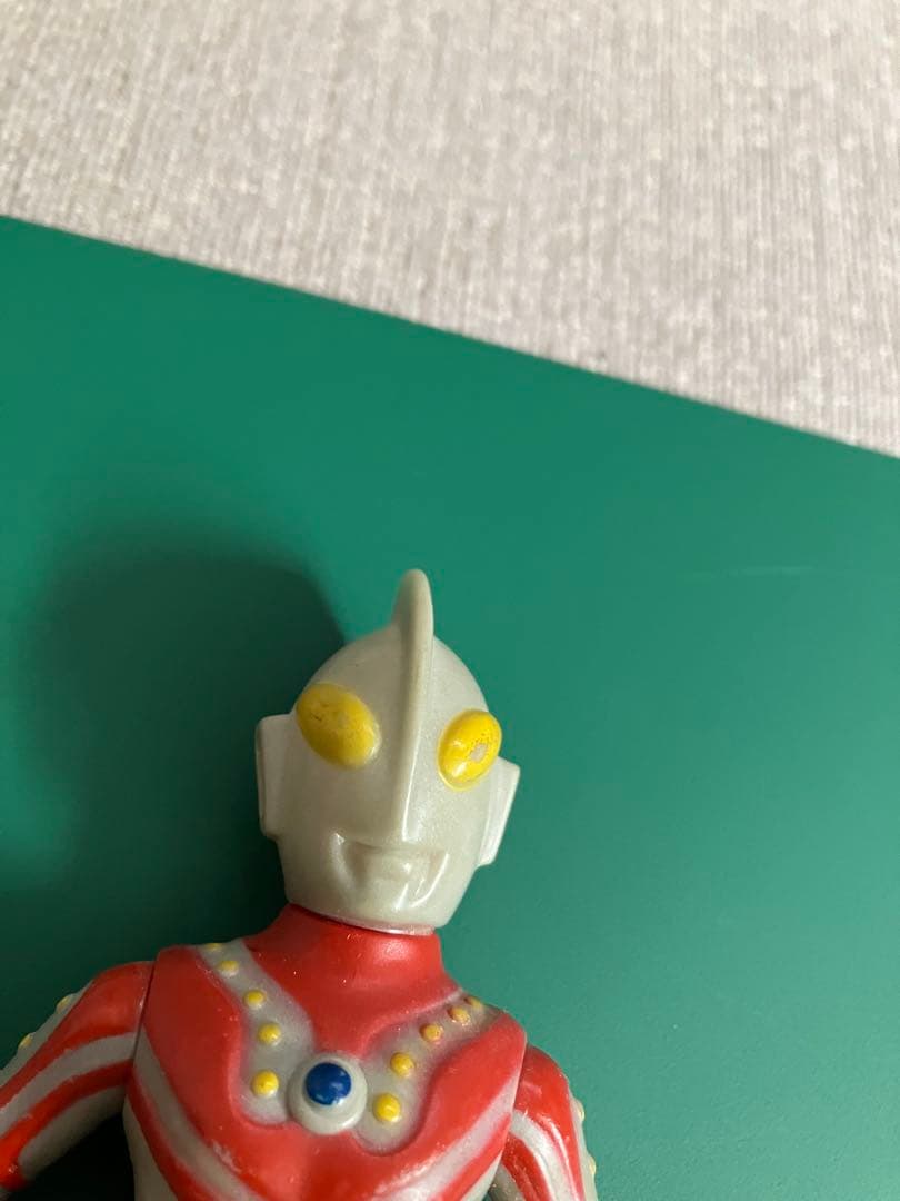昭和レトロ　ウルトラマンゾフィー　人形