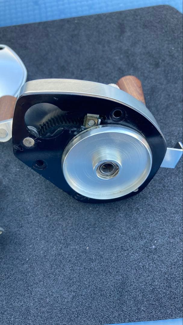 シマノ　Shimano Bantam100 バンタム100 ウッドカバー