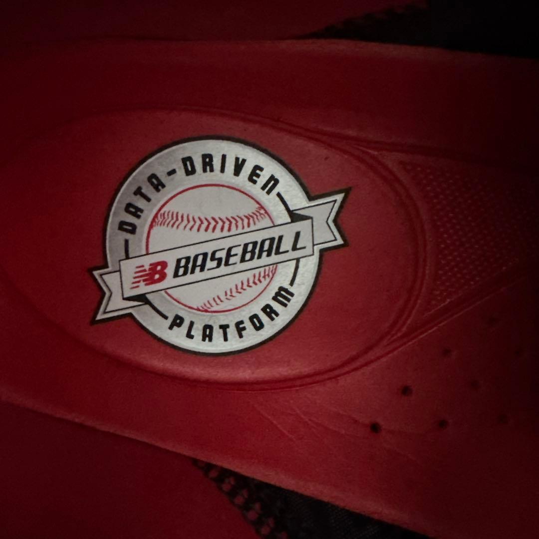 New Balance REVlite ネイビー/ホワイト スパイク