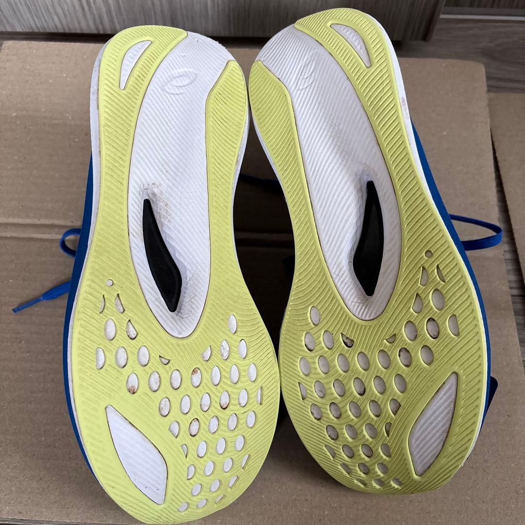 asics メンズ　マジックスピード3WIDE24.5cm