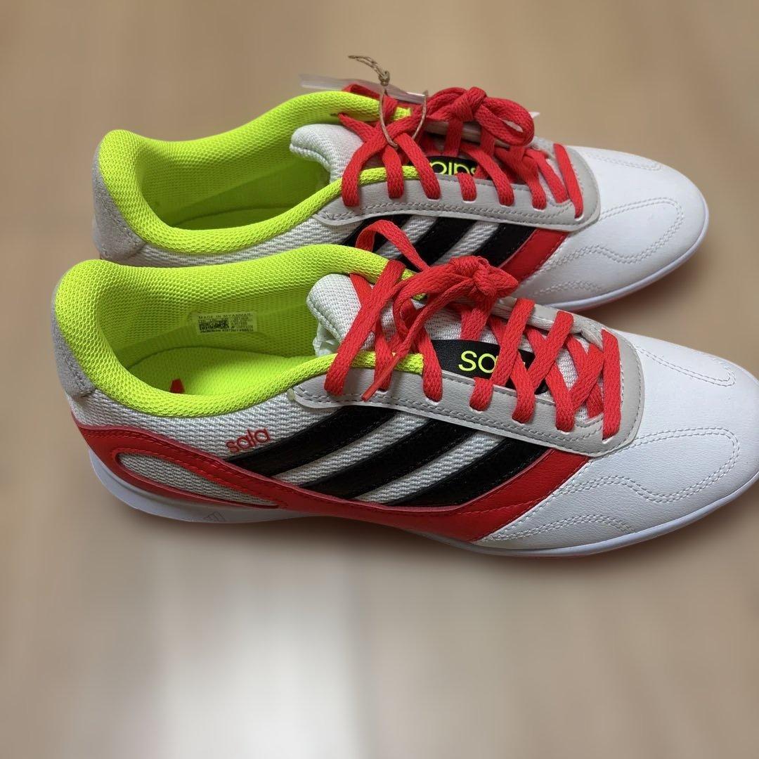 adidas フットサルシューズ 26センチ未使用
