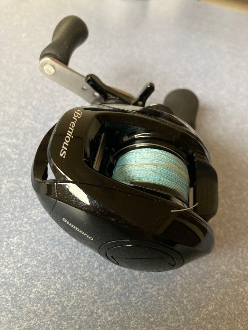 SHIMANO Brenious ブレニアス ベイトリール 右ハンドル