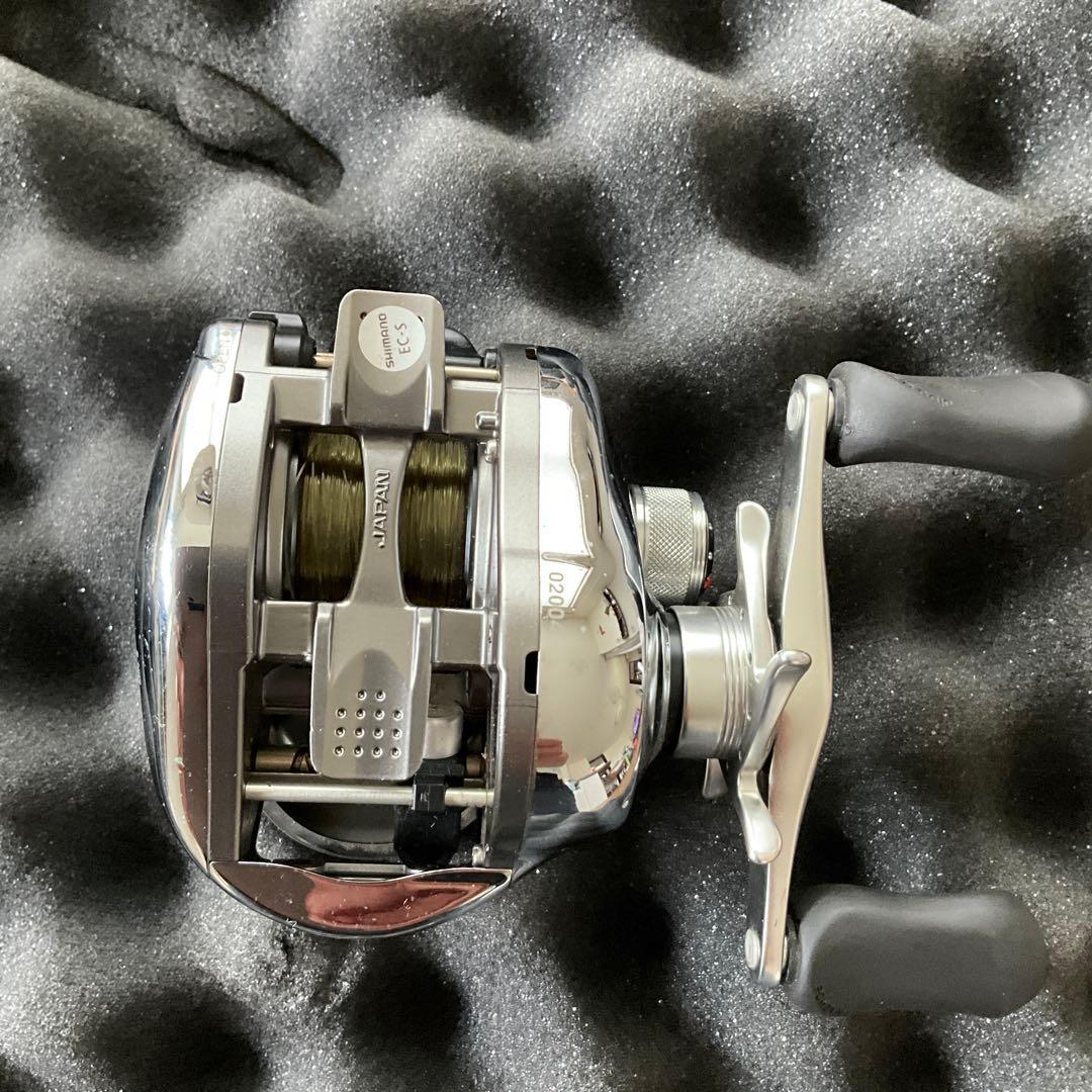 【ベイトリール　シマノ】　SHIMANO アンタレスDC 右巻き　ブラックバス
