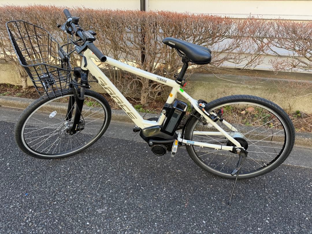 ヤマハ　スポーツ電動自転車　パス ブレイス　YAMAHA 2023年購入　白