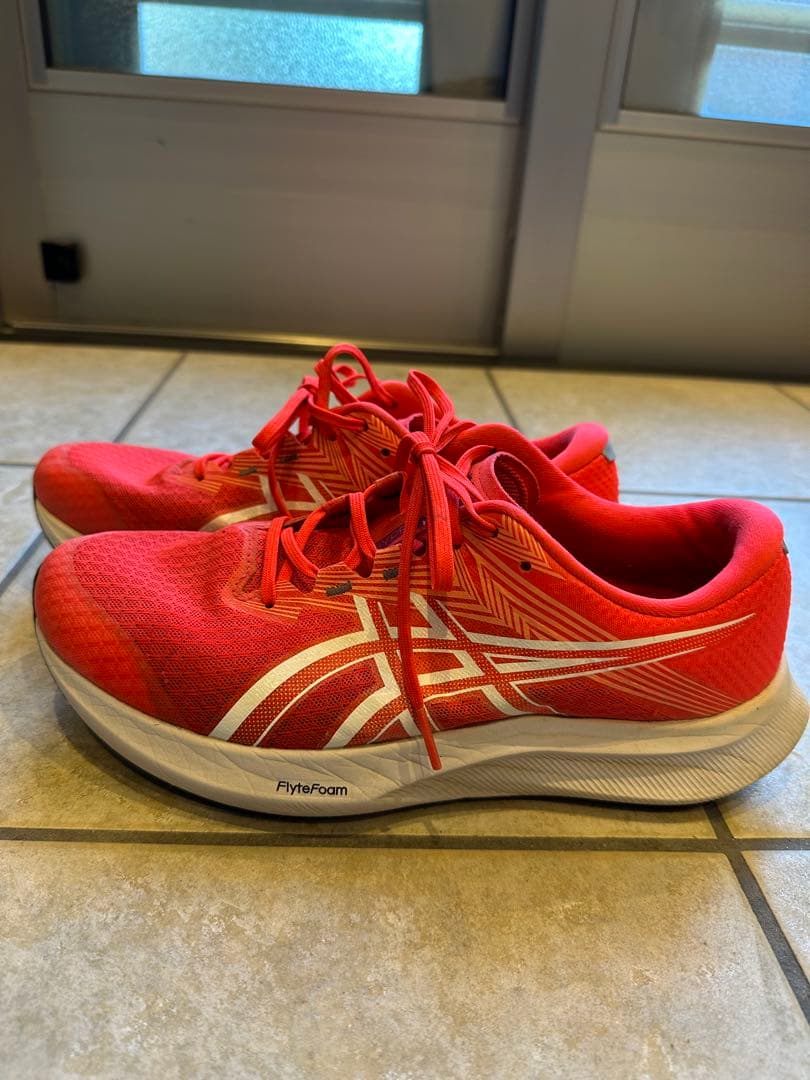 ASICS FlyteFoam レッド スニーカー