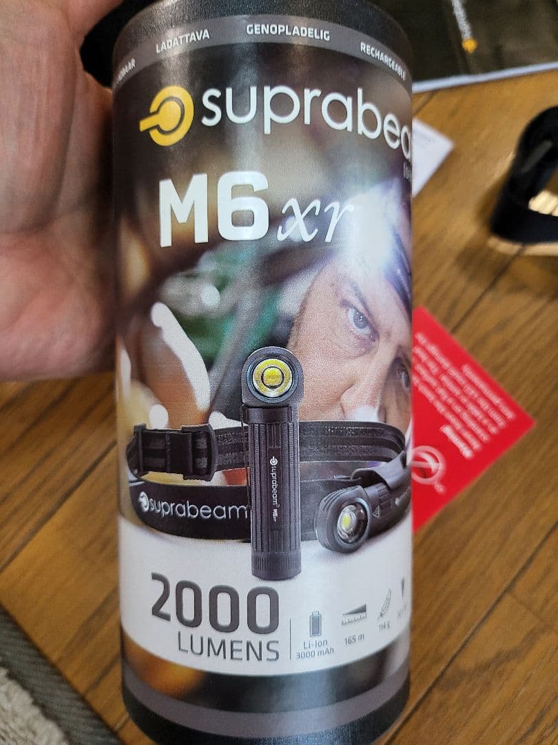 ーーーM6xr 2,000ルーメン　明るさ調整、押し加減で可変