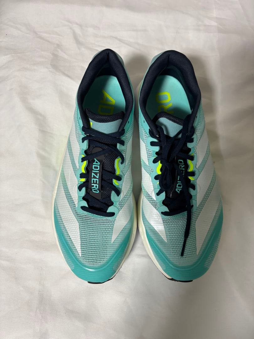 美品 アディゼロ ボストン13 26センチ adidas