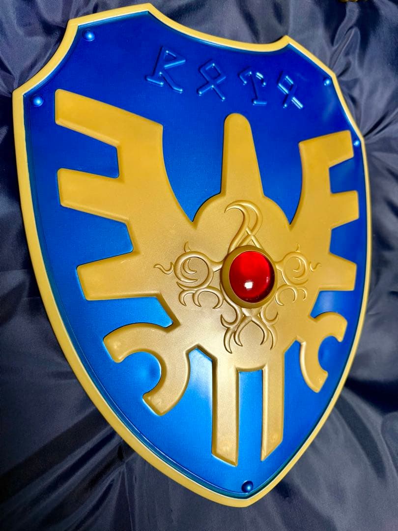 ドラゴンクエスト アイテムズギャラリースペシャル ロトの剣と盾& 天空の剣