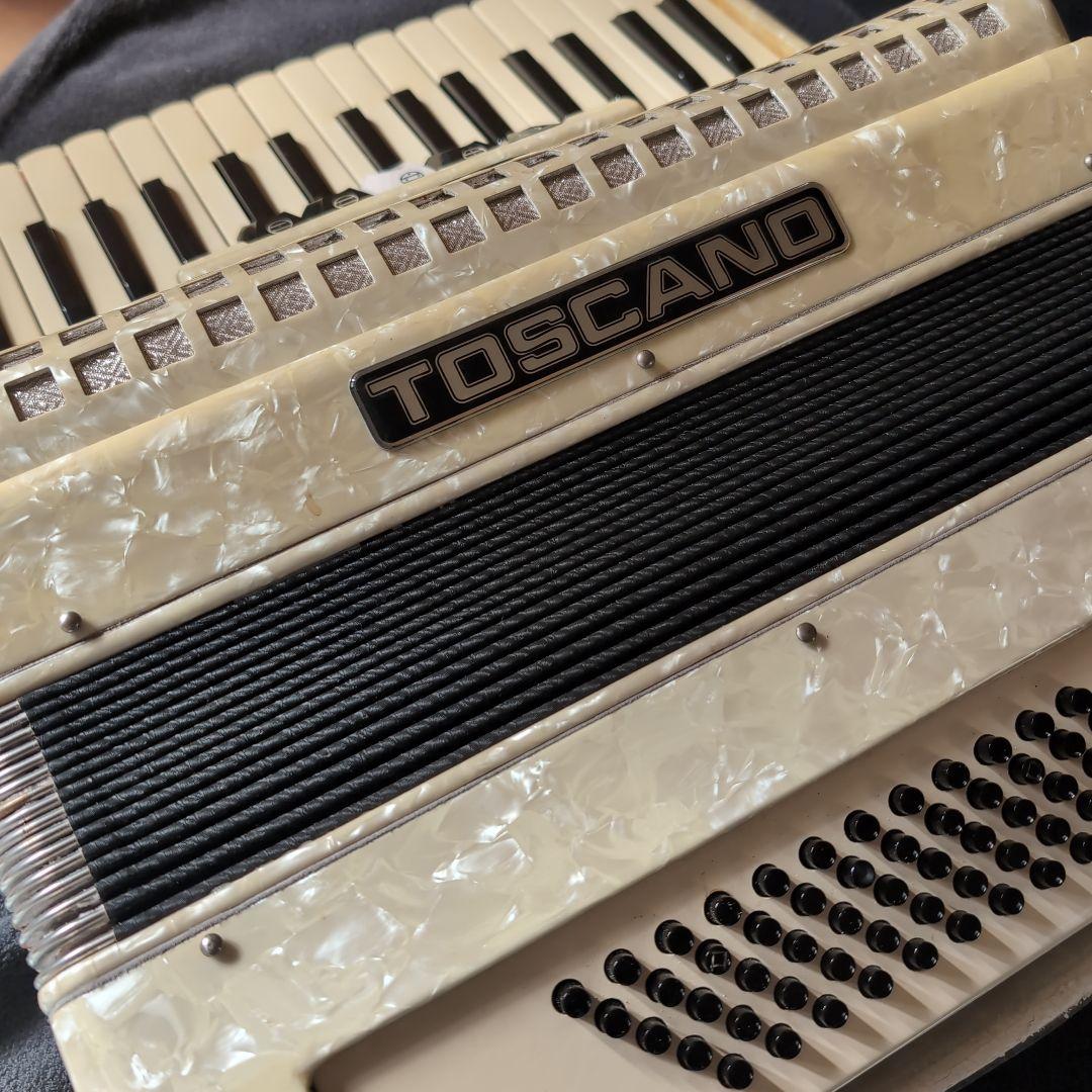 toscano アコーディオン
