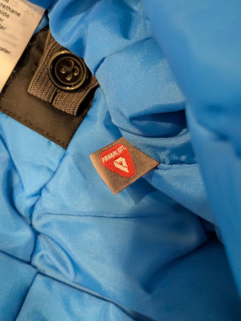 【美品】Helly Hansen キッズ スノースーツ／スキーつなぎ 98cm