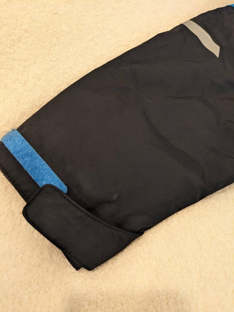 【美品】Helly Hansen キッズ スノースーツ／スキーつなぎ 98cm