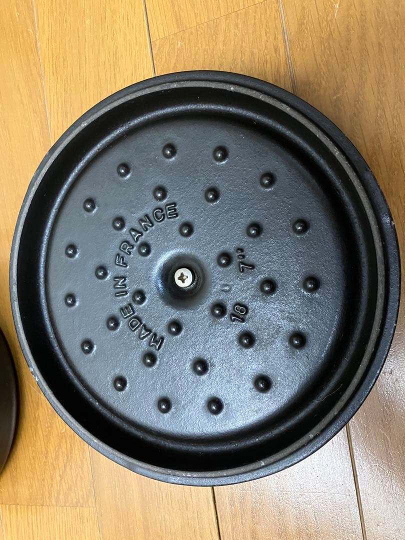 ストウブ  ココット　ラウンド　18cm 黒