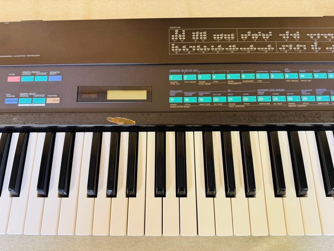 YAMAHA ヤマハ DX7 デジタルシンセサイザー