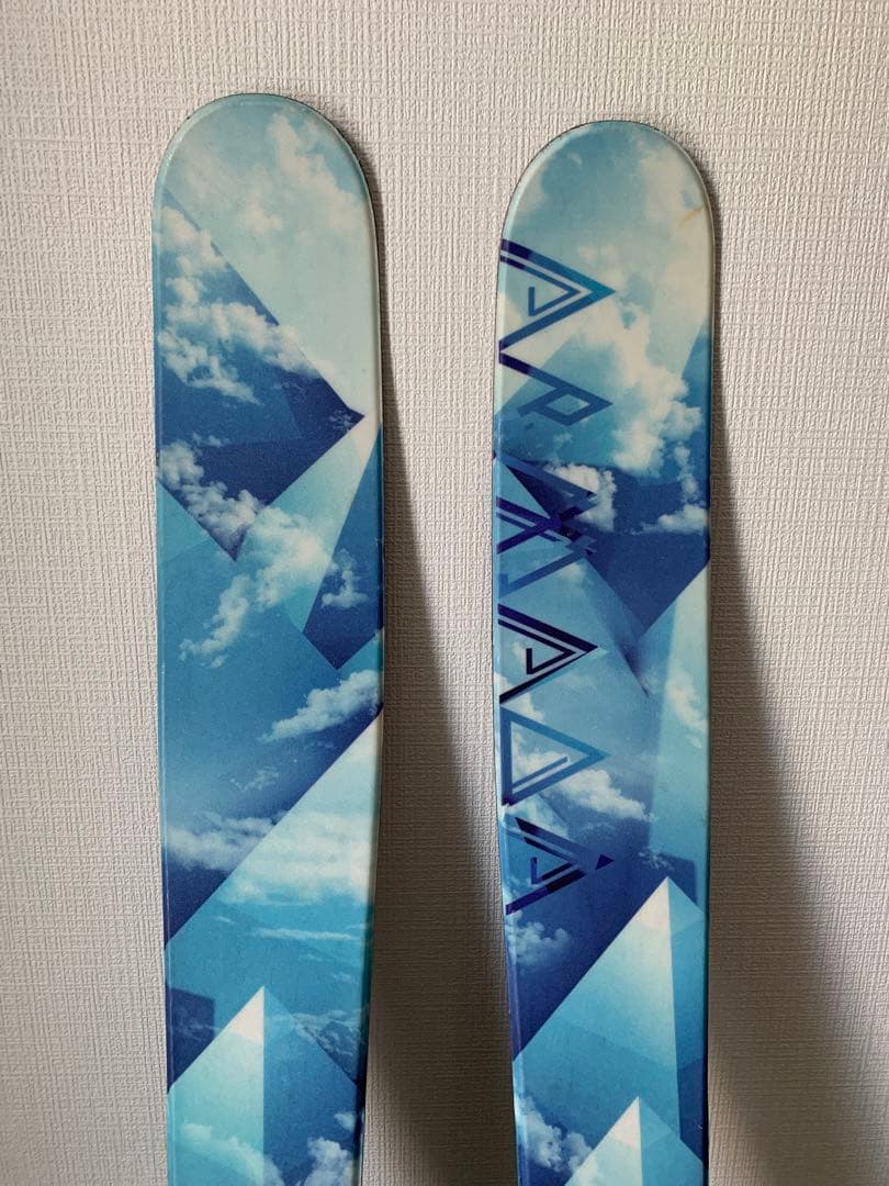 アルマダTST164