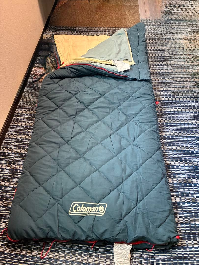 Coleman マルチレイヤースリーピングバッグ 寝袋 収納袋付き