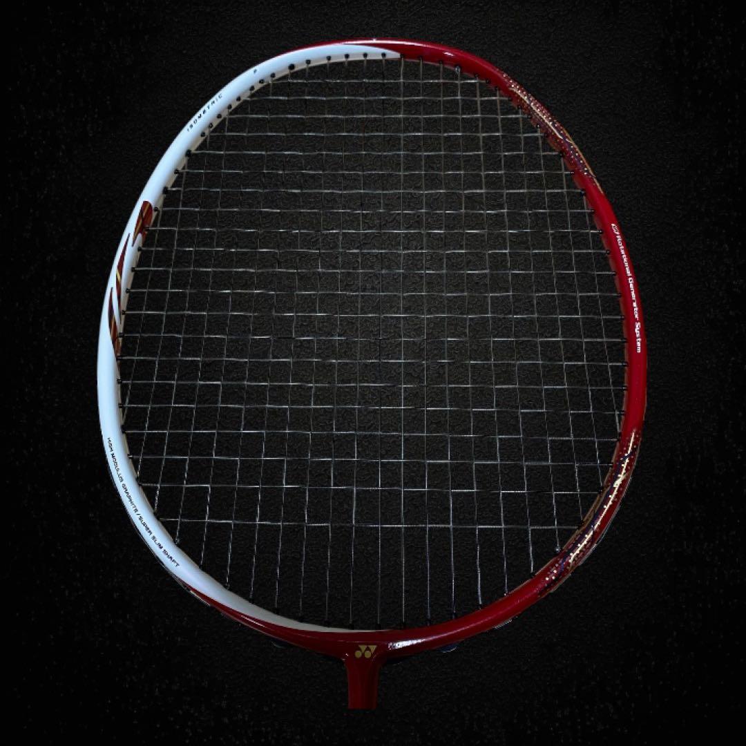じゅうた美品✨限定色✨YONEX ASTROX 88S 4UG5