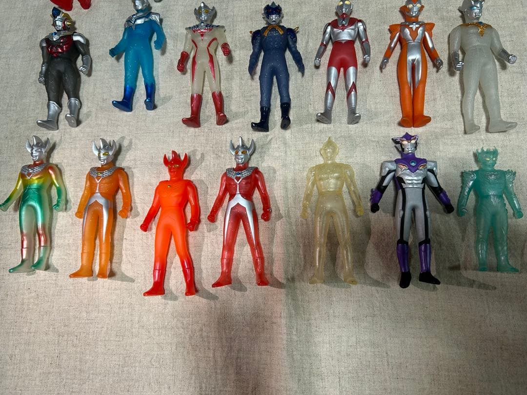 ウルトラマン　限定ソフビ　19体セット
