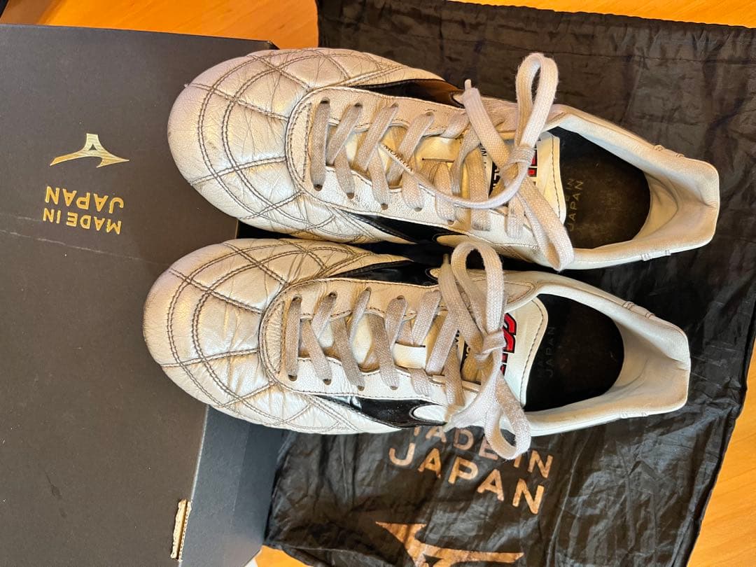 ミズノ モレリア2 JAPAN クロスステッチ 25.5cm サッカースパイク