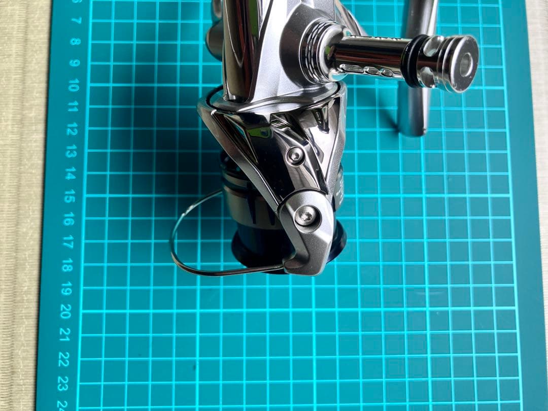 19STRADIC 2000SHG 1回使用Gomexusリールスタンド付き