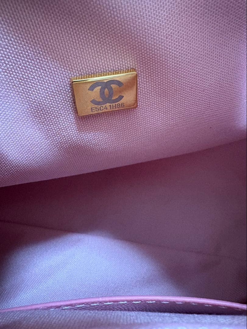 CHANEL ピンク キルティングバッグ