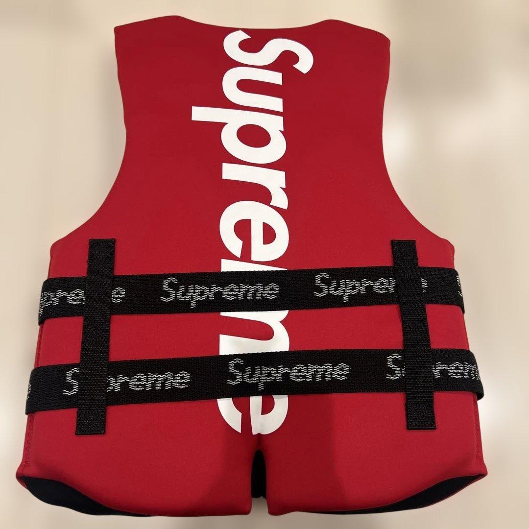 supreme ライフジャケット Sサイズ