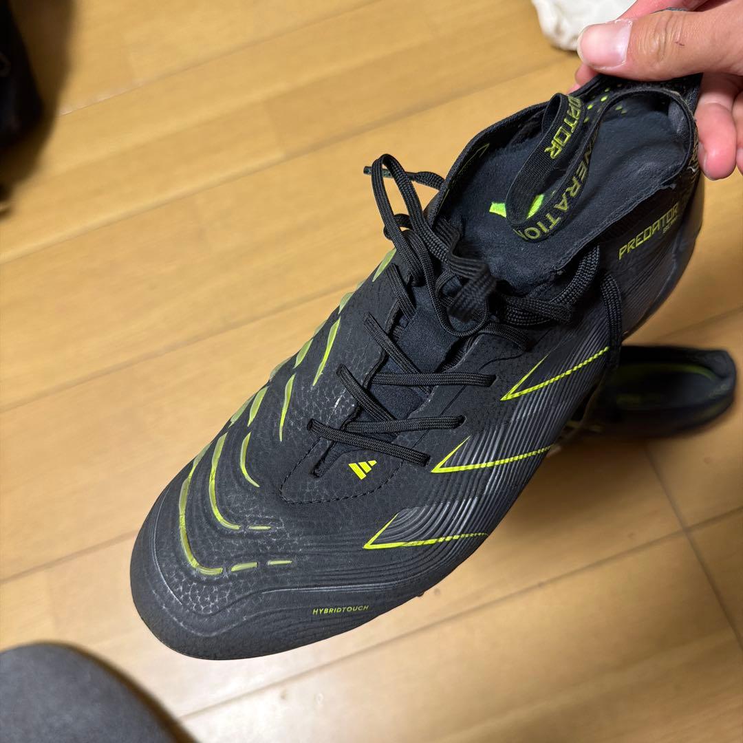 adidas Predator サッカーシューズ 黒/黄緑