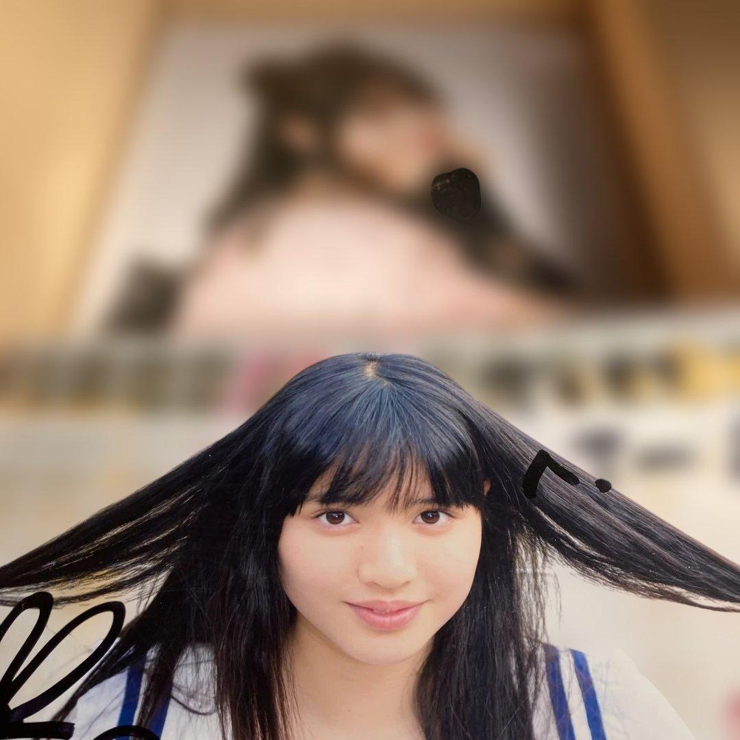 桃*)様 鎮西寿々歌 バレンタインA3ポスター サイン入り生写真