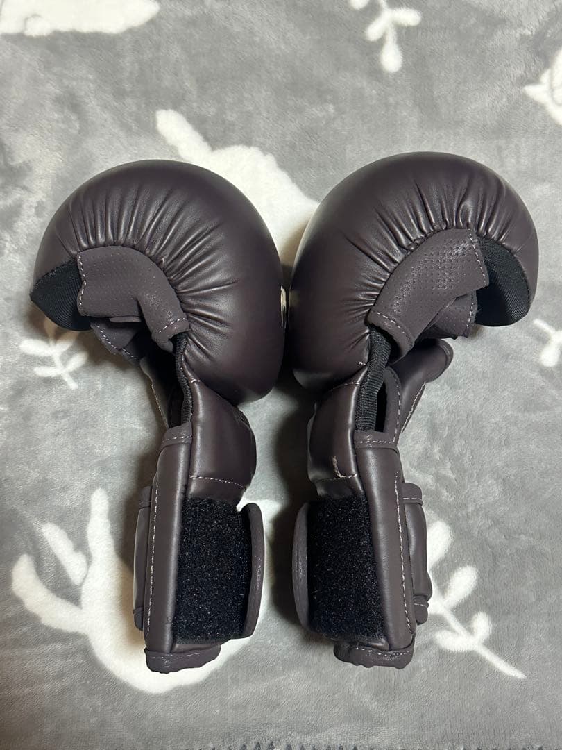 ボクシング VENUM IMPACT EVO SPARRING MMA GLOVES