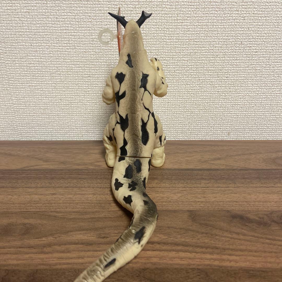 ウルトラ怪獣シリーズ　エレキング　タグ付き　３種セット