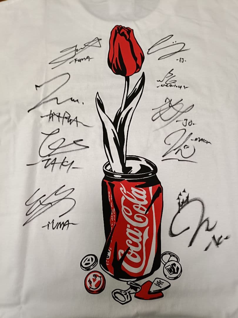 【限定】＆TEAM 全員の直筆サイン入りTシャツ　　稀少価値大