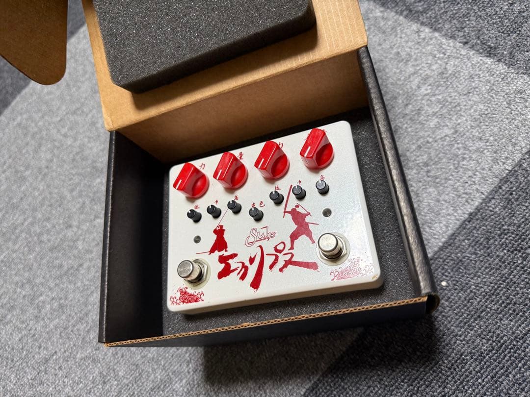 suhr エクリプス