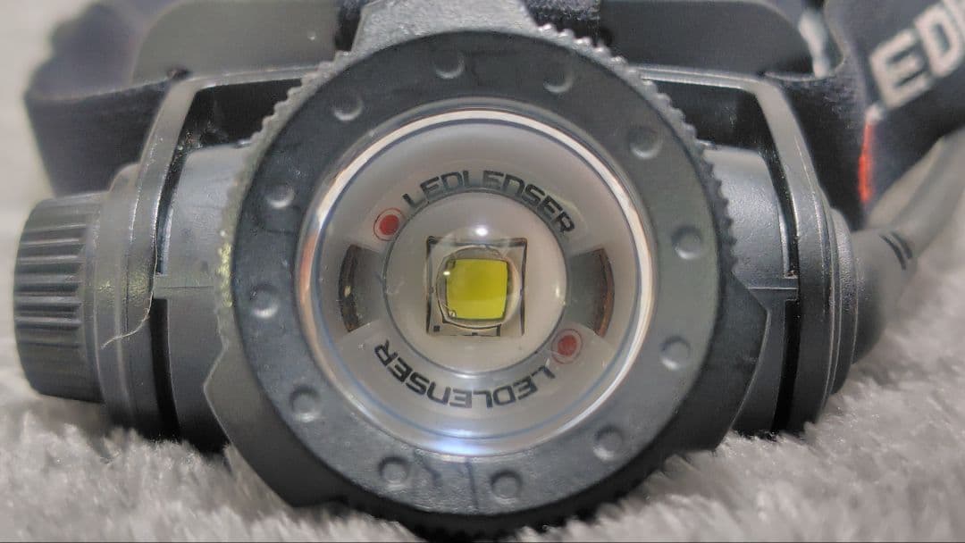 【LEDLENSER】レッドレンザー　H7R　CORE　ヘッドランプ