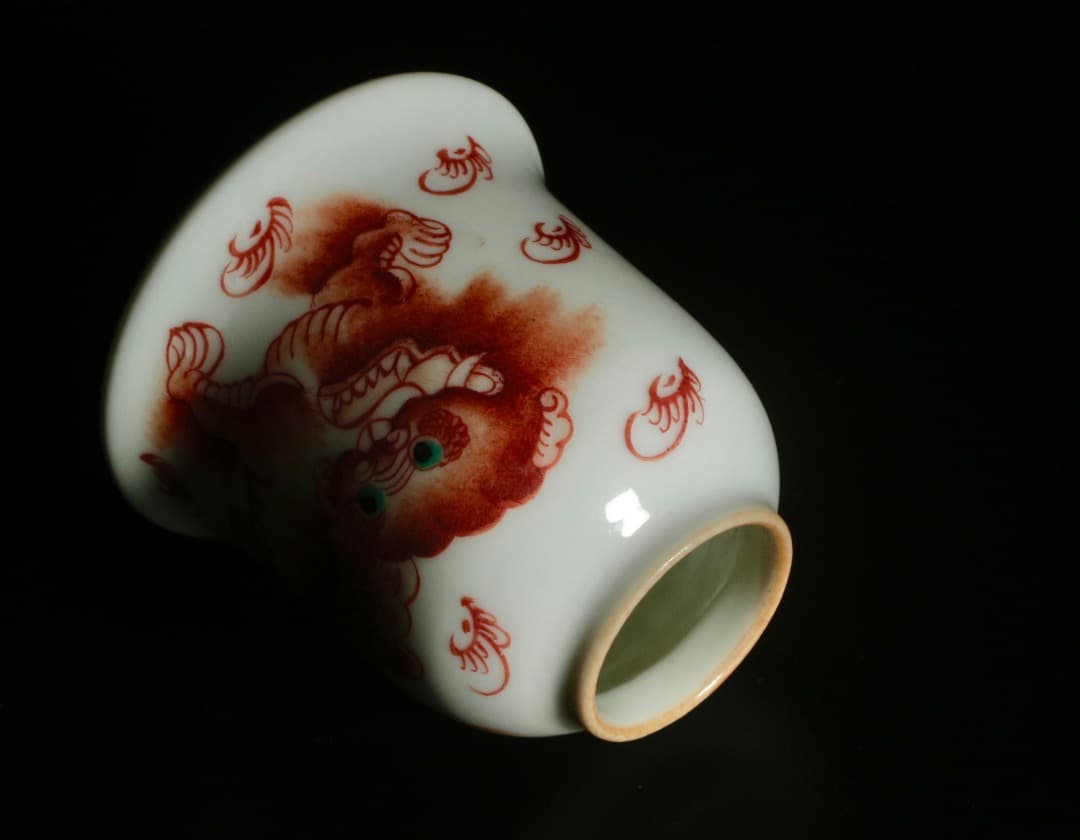 中古 獅子図 水盂 張義泰銘風 太師少保文 中国美術 磁器 文房具 C1A019