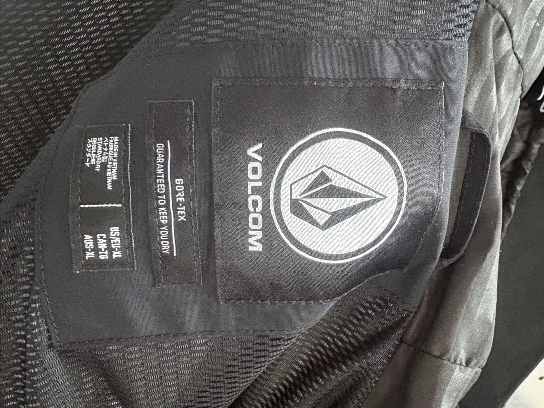 volcom Gore-Tex jaket+Pants セット　XLサイズ