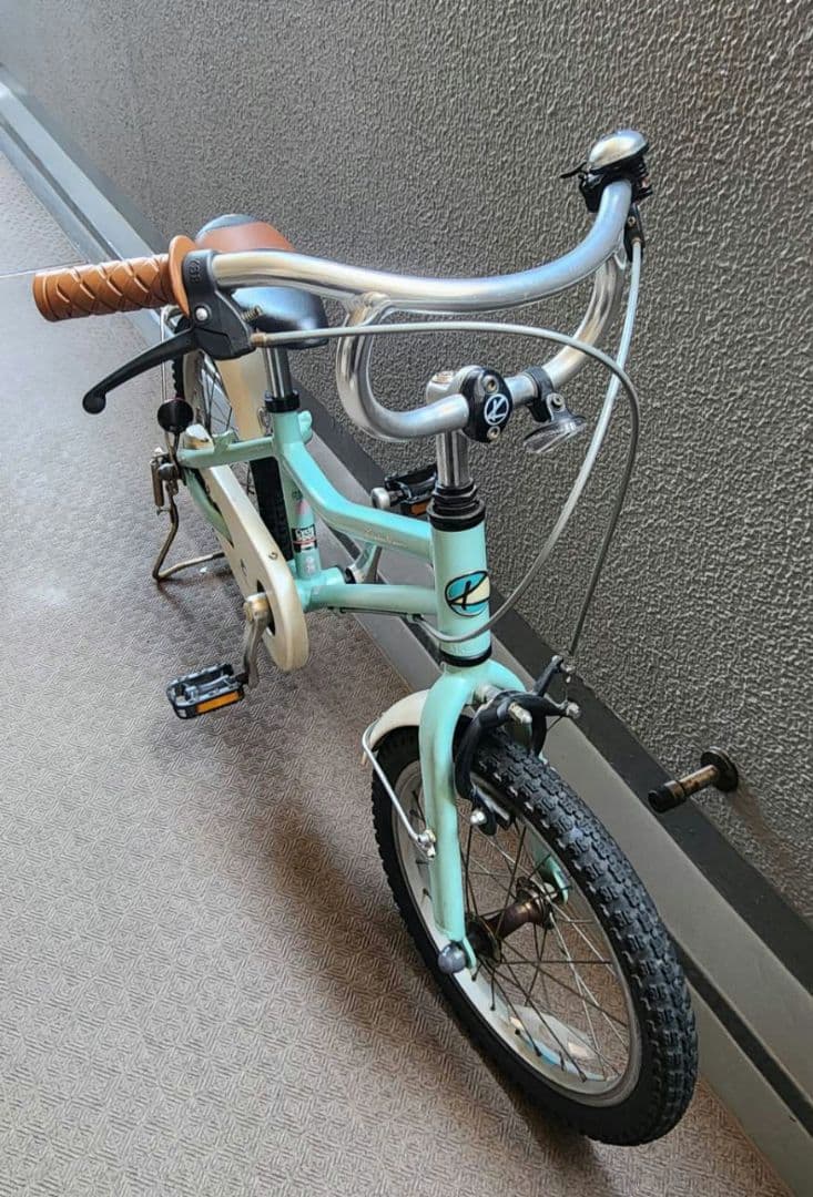 子供用自転車　(KhodaaBloom コーダーブルーム asson K16)