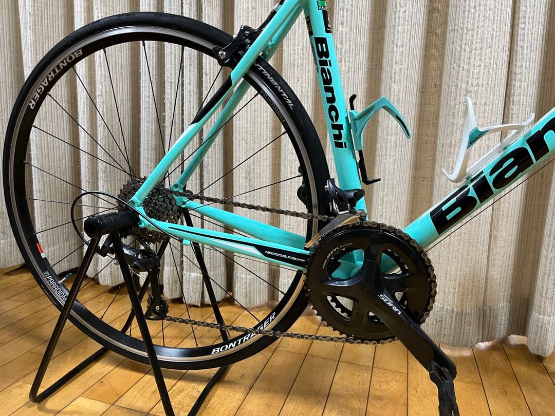 超大特価！　BIANCHI VIA NIRONE 7 PRO / SORA