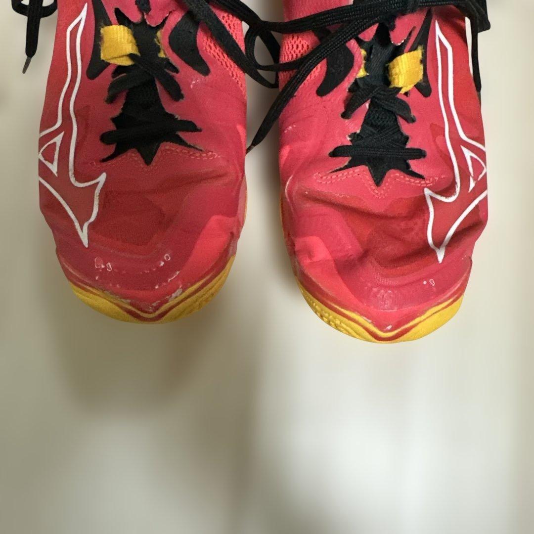 23.5 Mizuno バレーボールシューズ レッド/イエロー