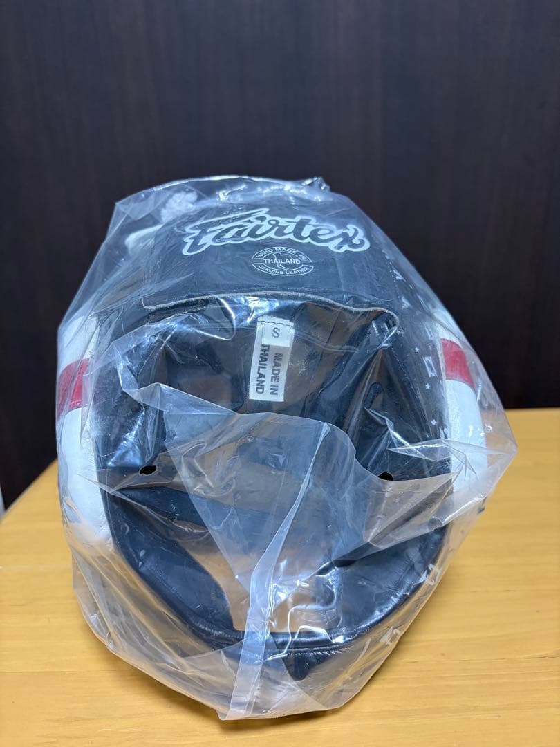 Fairtex ボクシングヘッドギア Sサイズ