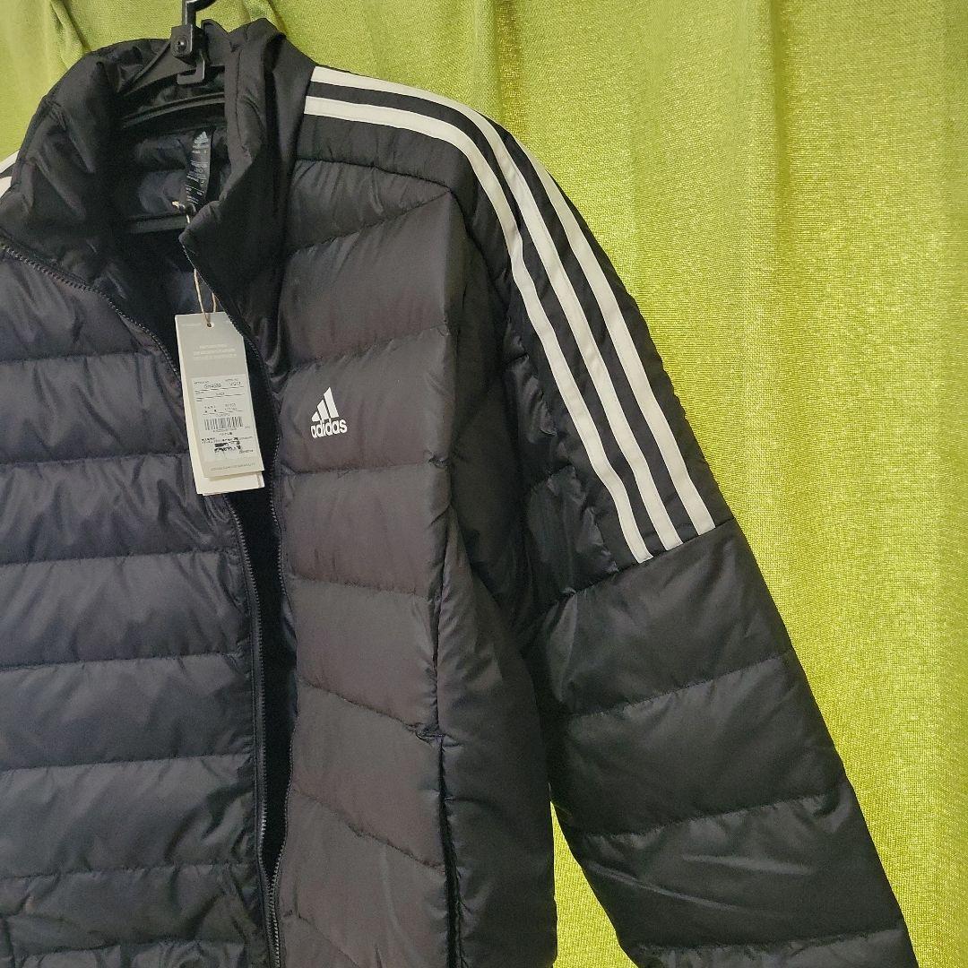 新品、未使用品、アディダス中綿ダウン、サイズＬＬ、カラー黒