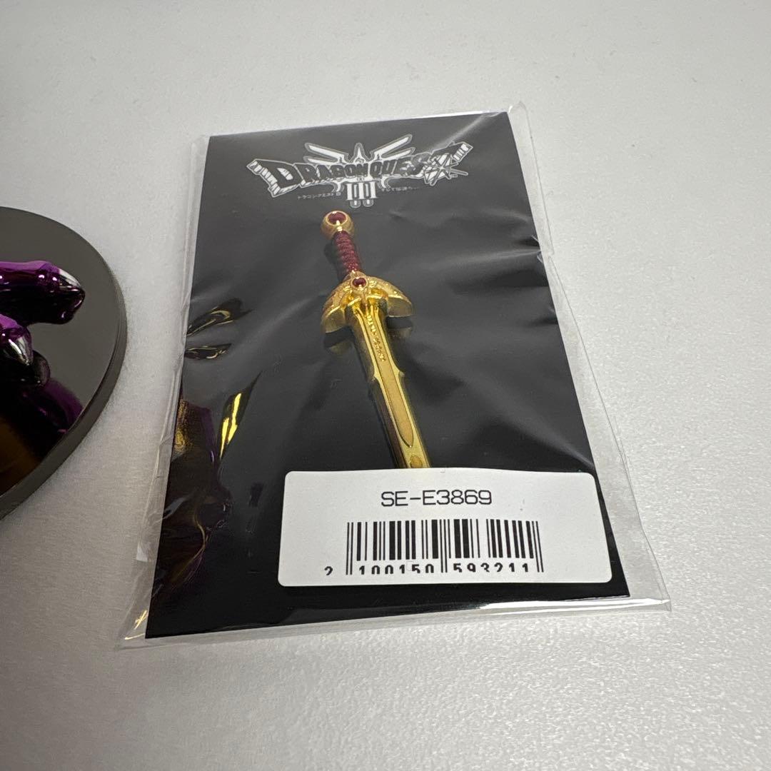 メタリックモンスターズギャラリー竜王おまけ未開封ドラクエⅢ購入特典ロトの剣ピンズ