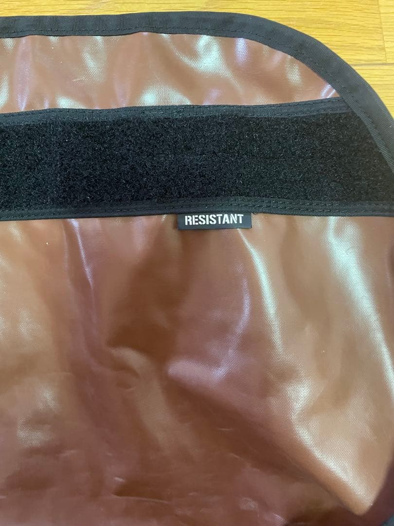resistant メッセンジャーバッグ