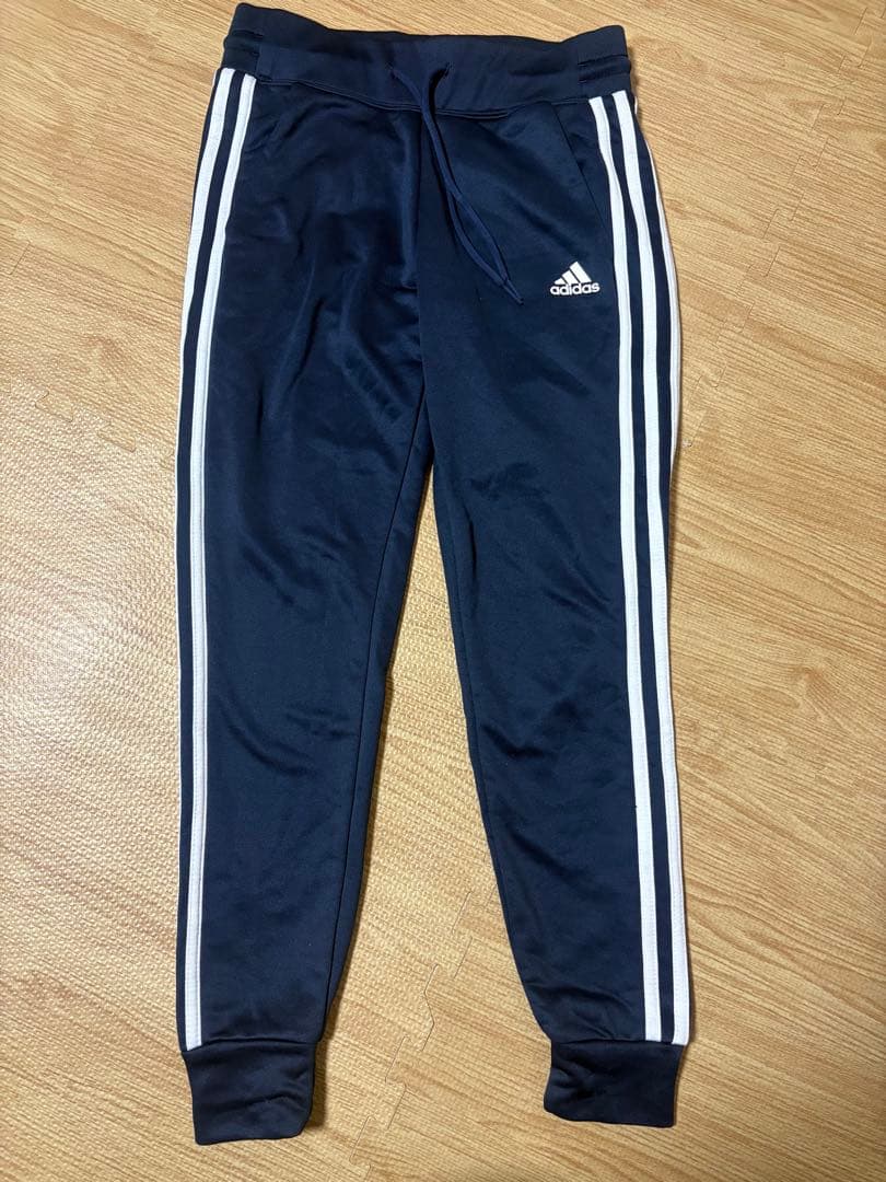 【新品未使用】adidas ジャージ　上下セット　レディース　Lサイズ①