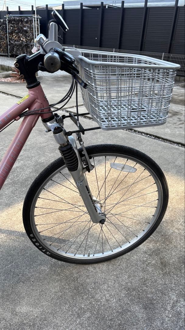 ピンク シティサイクル 26インチ 前部バスケット付き