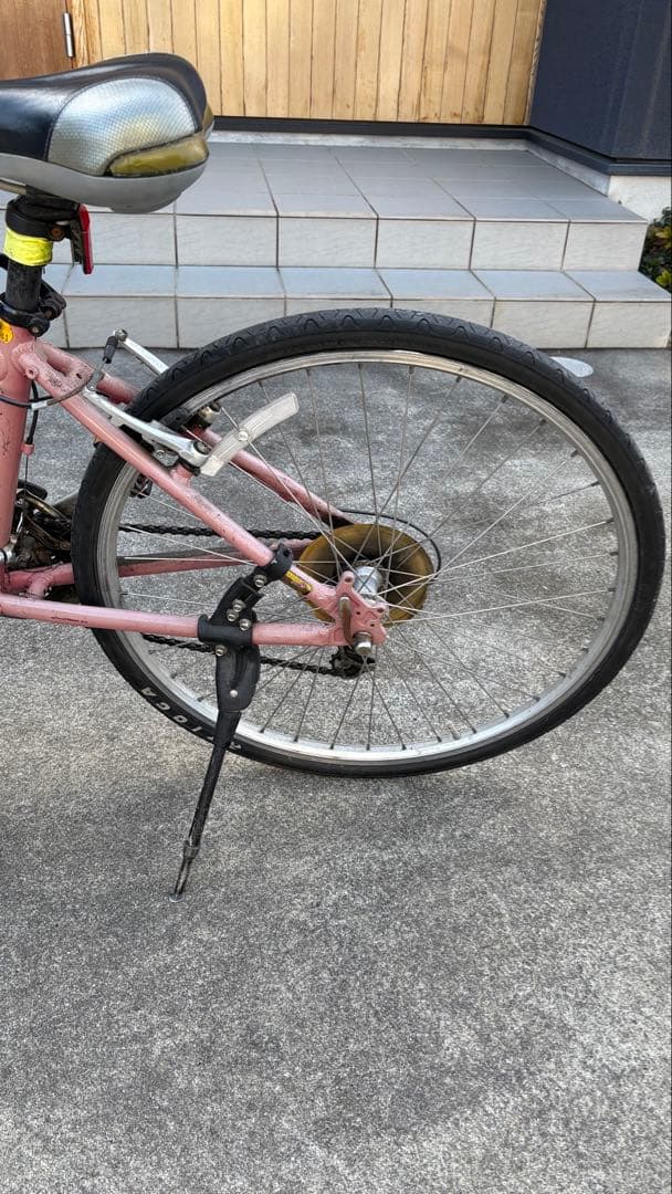 ピンク シティサイクル 26インチ 前部バスケット付き
