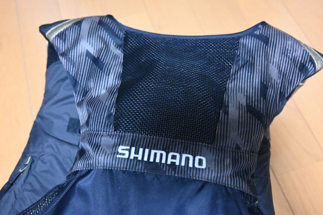 シマノ　磯　SHIMANO 　LIMITED PRO フローティングベスト