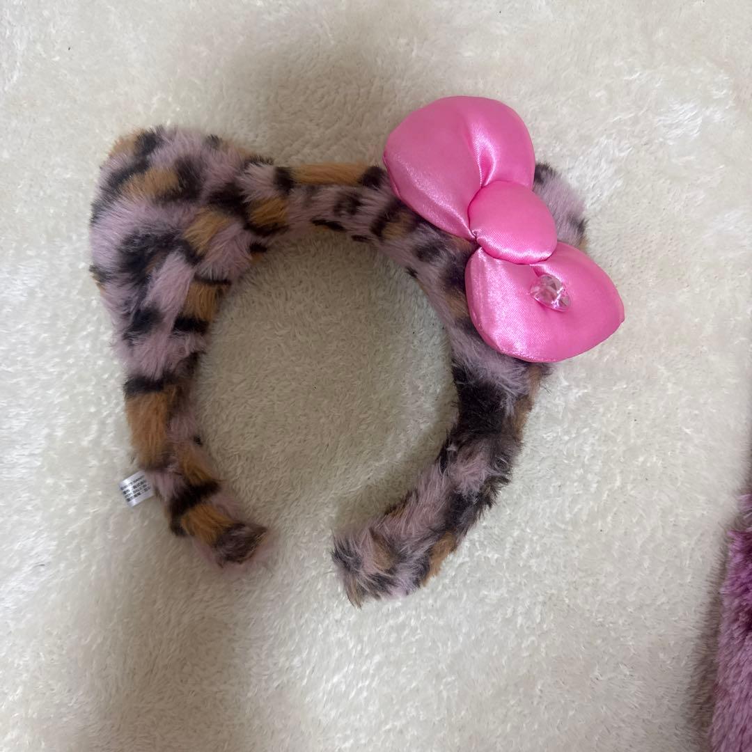 ハローキティ ヒョウ柄マフラーと耳あてセット