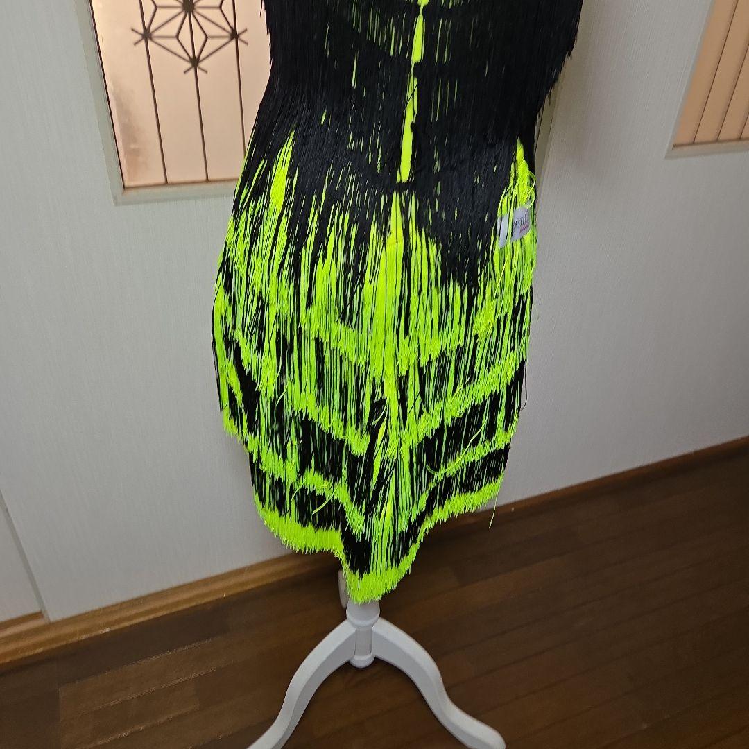 新品ジャンティラテンドレス